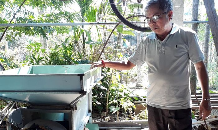 Những sản phẩm ông Hà chế tạo đa phần được vận dụng từ những đồ dùng cũ.