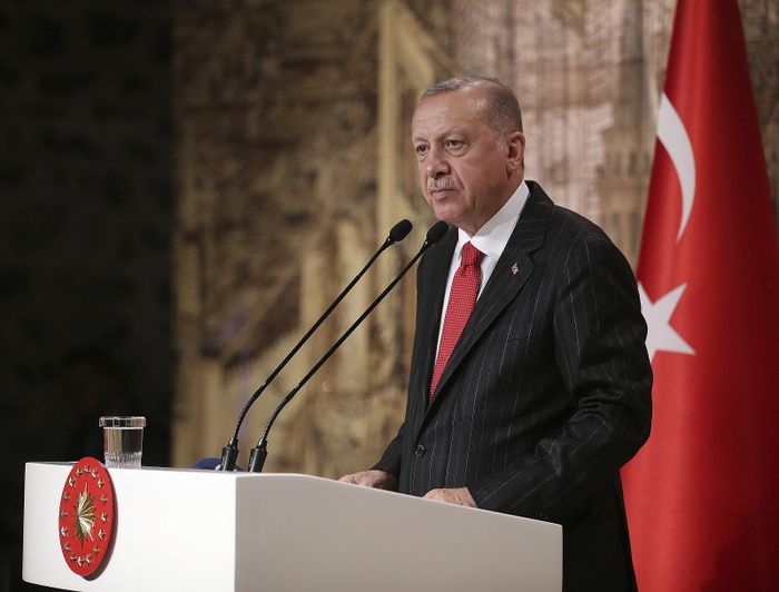 Tổng thống Thổ Nhĩ Kỳ Tayyip Erdogan vừa lên tiếng kêu gọi người dân nước này sử dụng đồng nội tệ lira thay đồng USD trong các giao dịch