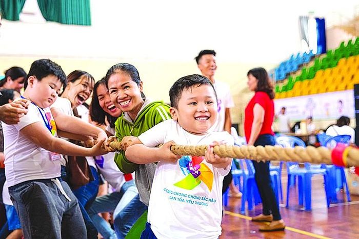 Kéo co giúp các em hòa nhập theo tinh thần làm việc nhóm