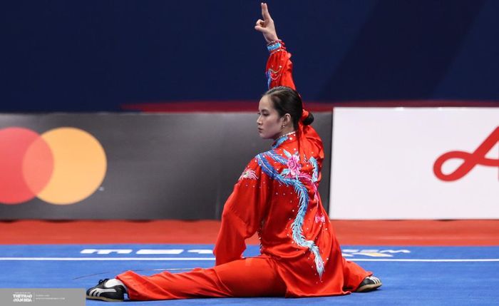 Với một môn võ biểu diễn như wushu, ngoại hình của Wong là một lợi thế rất lớn