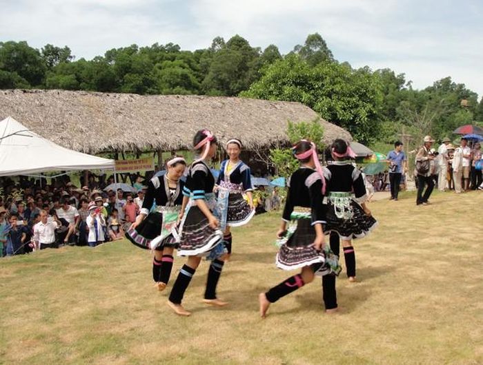  Những nét văn hóa độc đáo ở chợ phiên mà chúng ta chỉ thấy ở vùng cao được tái hiện 