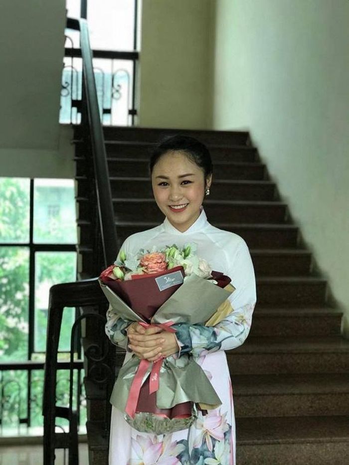Thiện Thanh được nhận xét là sở hữu nhiều lợi thế về ngoại hình giống mẹ. Cô từng gây ấn tượng mạnh khi hát ở Giai điệu tự hào và được kỳ vọng sẽ nối nghiệp của cha mẹ. Tuy nhiên, sau khi tốt nghiệp Học viện Âm nhạc Quốc gia Việt Nam, Thiện Thanh không tấn công làng nhạc. Quyết định này gây tiếc nuối cho nhiều người.