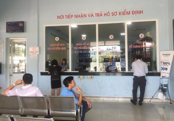 Và tại trung tâm đăng kiểm xe tại Vũng Tàu luôn thưa vắng khách với dịch vụ nhanh chóng, thuận tiện