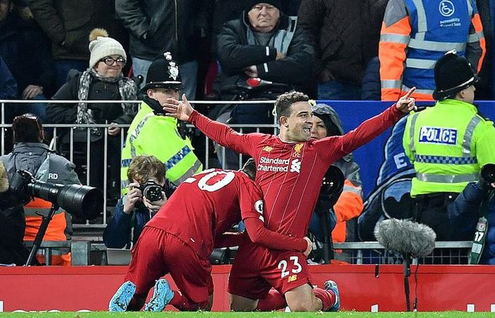 Liverpool tấn công như vũ bão và nhanh chóng nhân đôi cách biệt nhờ công Shaqiri