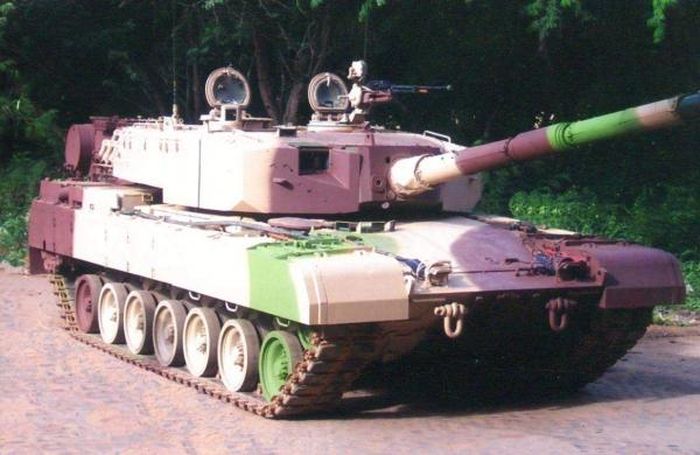 Ấn Độ đang nỗ lực phát triển xe tăng nội địa để thay thế sản phẩm nhập khẩu, nhưng chưa đạt được thành công như mong muốn. 
