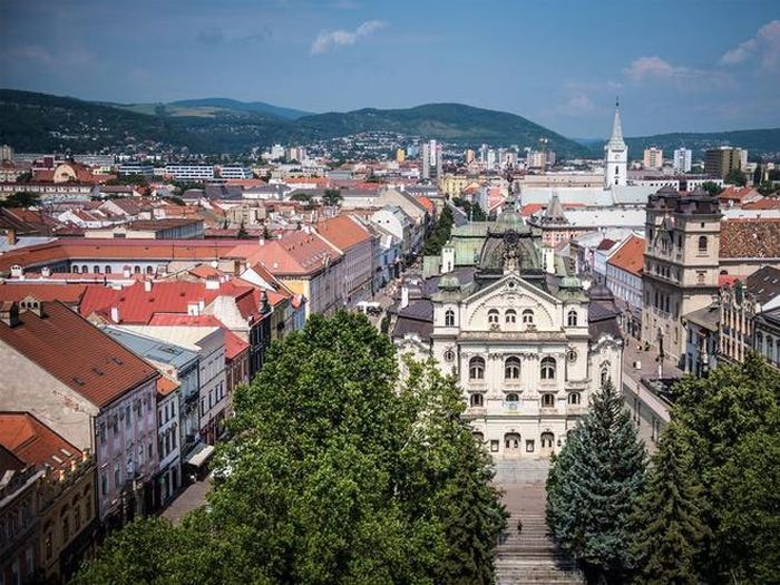 Khối tài sản của Bezos bằng với GDP của đất nước Slovakia. Ảnh: Getty.