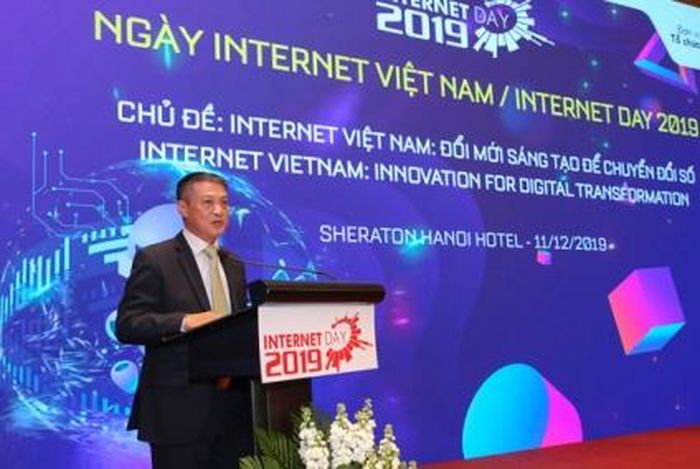 Ông Phạm Hồng Hải, Thứ trưởng bộ Thông tin và Truyền thông phát biểu tại Hội thảo "Ngày Internet Việt Nam - Internet Day 2019"