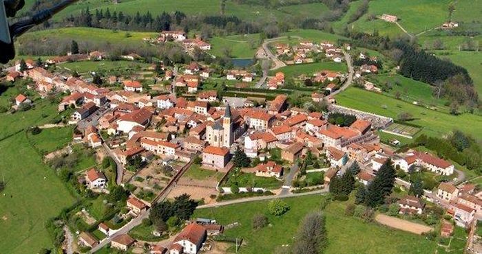 Khung cảnh thị trấn La Gresle ở ngoại ô Lyon (Pháp). Ảnh: blesk.cz