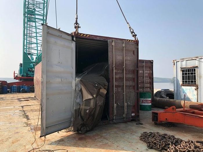 Container do 5 người trục vớt làm 3 người bị mất tích dưới sông Lòng Tàu