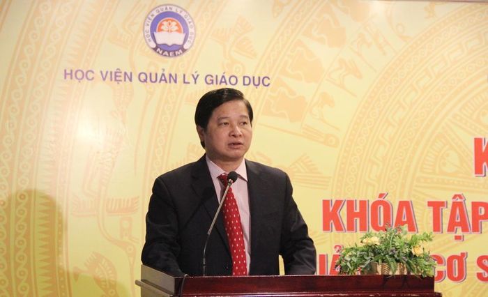 Giám đốc Học viện Quản lý Giáo dục Phạm Quang Trung phát biểu khai mạc
