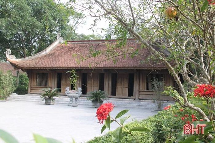 Khu nhà lưu niệm Nguyễn Du.