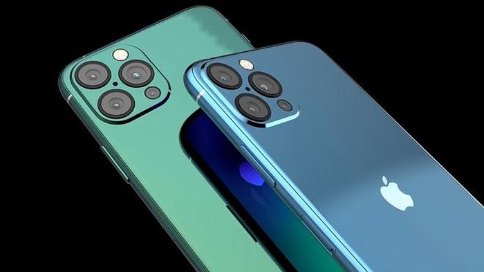 Trên bản dựng này, cụm camera ở mặt lưng vẫn giữ nguyên thiết kế tương tự thế hệ iPhone 11. Tuy nhiên, camera chính của máy sẽ được nâng cấp lên độ phân giải 64 MP, giúp cải thiện chi tiết ảnh chụp. Đồng thời, máy cũng được bổ sung cảm biến ToF, nhằm hỗ trợ tốt hơn cho các nội dung AR.