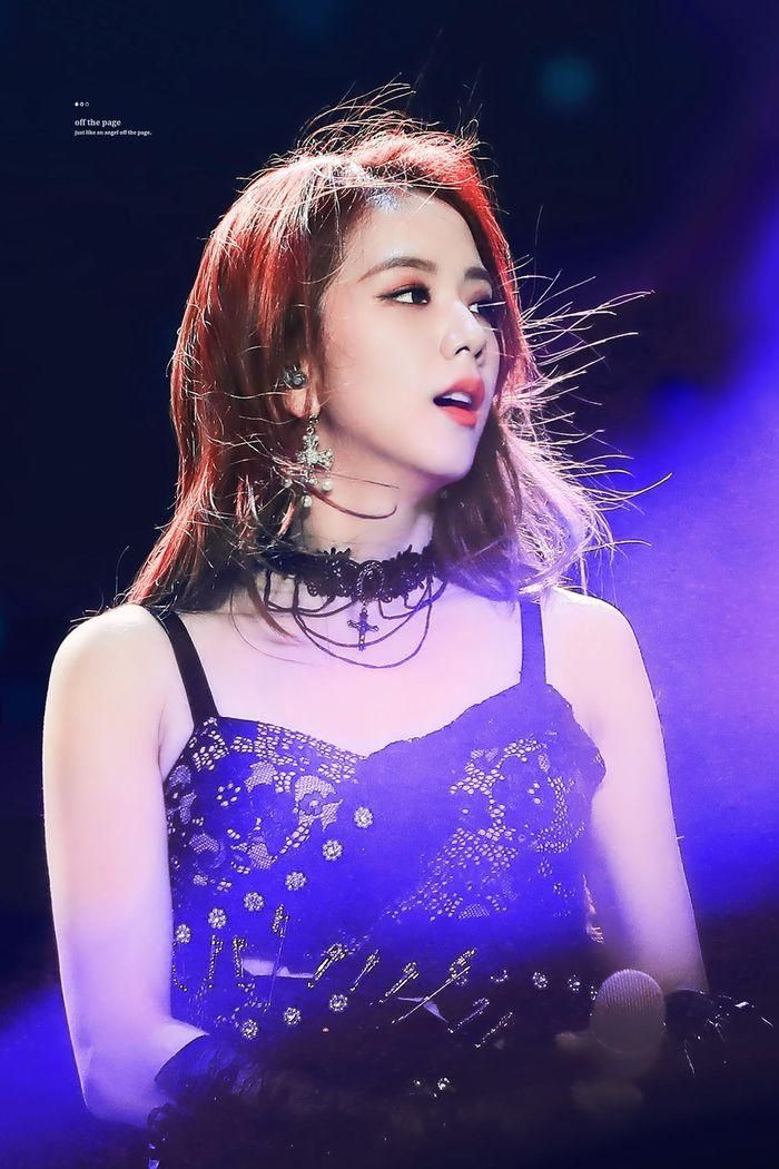 Sở hữu giọng hát hay, gương mặt đẹp nhưng Jisoo từng bị chê là thành viên không có vũ đạo tốt. (Ảnh: Naver)