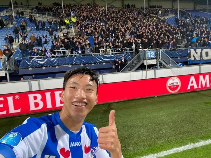 Trở lại với Văn Hâu, với 5 phút có mặt thi đấu chính thức trong đội hình Heerenveen, chàng trai quê Thái Bình đã trở thành tuyển thủ Việt Nam đầu tiên ra sân thi đấu cho một CLB của Hà Lan.