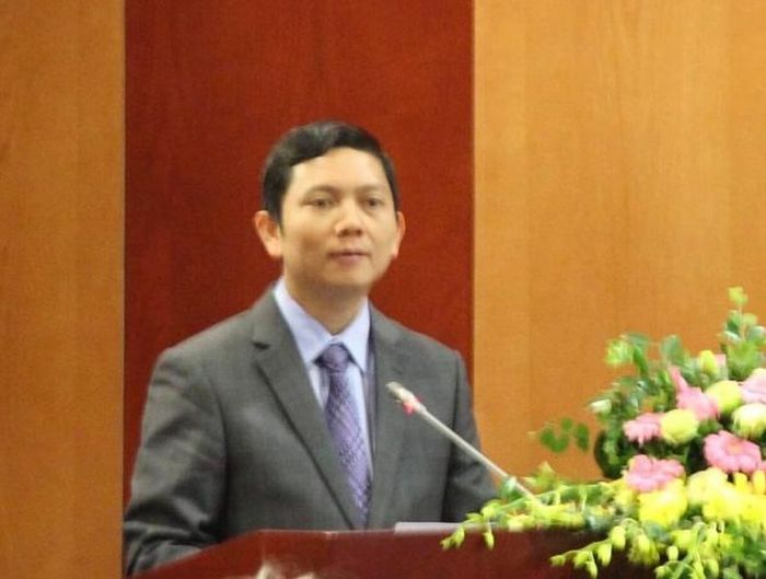 PGS.TS. Bùi Nhật Quang (Ủy viên Dự khuyết BCH TW Đảng, Chủ tịch Viện Hàn lâm KHXH Việt Nam phát biểu tại hội thảo