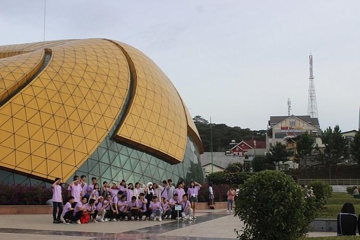 Festival Hoa Đà Lạt năm 2019 có nhiều hoạt động nhằm tôn vinh những giá trị của hoa và ngành hoa, thương hiệu du lịch Đà Lạt - Lâm Đồng, đồng thời tiếp tục đẩy mạnh quảng bá thương hiệu “Đà Lạt - Kết tinh kỳ diệu từ đất lành”.