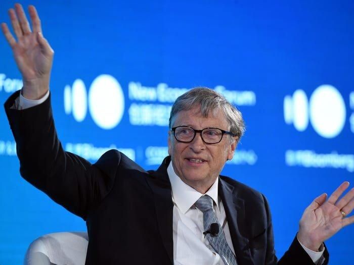 Ngày nay, Bill Gates đã 64 tuổi và là người giàu nhất thế giới với tài sản ròng trị giá 112 tỷ đô (2,6 triệu tỷ đồng).