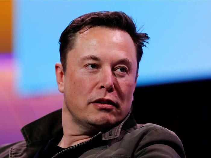 Tổng tài sảng của Elon Musk là 26,3 tỷ đô (609 nghìn tỷ đồng).