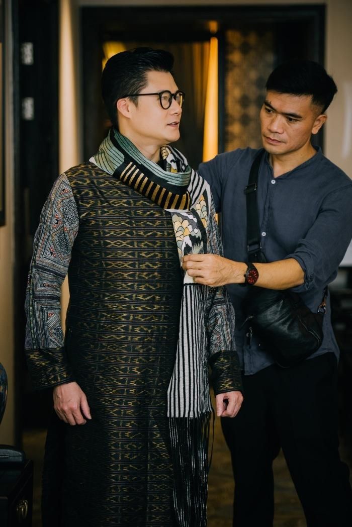 Bộ sưu tập với 30 thiết kế áo dài của NTK Vũ Việt Hà sẽ được ra mắt trong show diễn: "Sapa - Tinh hoa hội tụ", diễn ra tối 29/12 tại trung tâm thị xã Sa Pa.