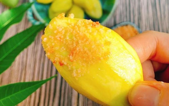 Theo Ngô Tuyết Phượng/Ngôi sao