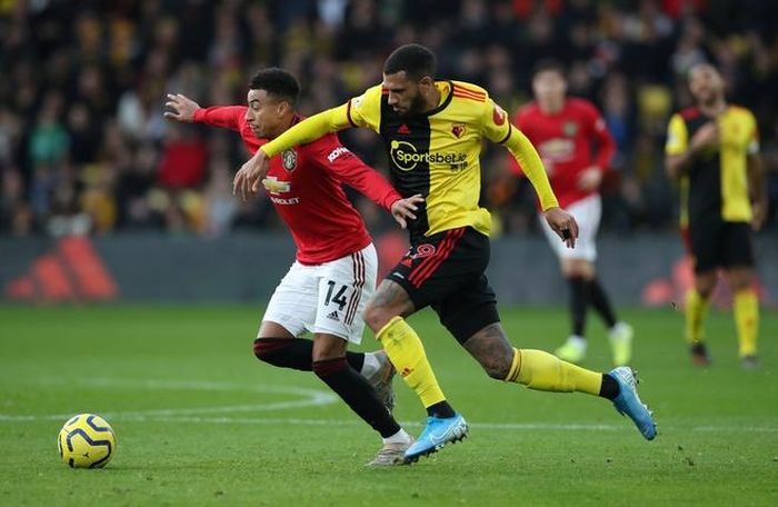  Theo thống kê của Opta, Lingard đã trải qua tổng cộng 25 giờ thi đấu mà không có bất cứ một pha kiến tạo hay ghi bàn nào tại Premier League. Lần gần nhất cầu thủ 27 tuổi được ăn mừng là vào tháng 12/2018, với pha kiến tạo trong trận đấu với Huddersfield. Màn trình diễn tệ hại khiến Lingard nhận cơn mưa chỉ trích từ CĐV. 