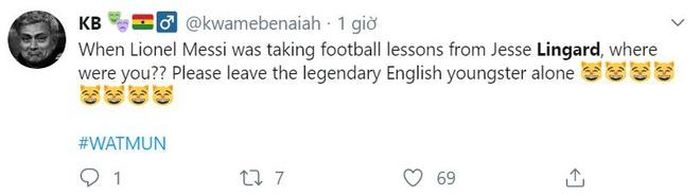 "Messi, làm ơn hãy để cầu thủ trẻ huyền thoại của bóng đá Anh được yên. Anh không học được gì từ Lingard đâu", tài khoản KB mỉa mai.
