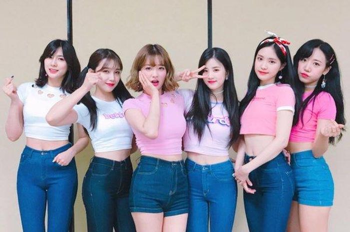 Apink nổi tiếng với phong cách trong sáng