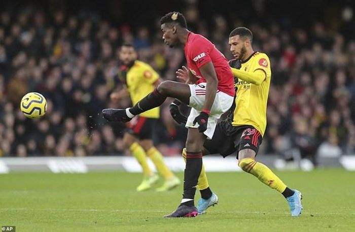 Pogba trở lại những vẫn vô hại.