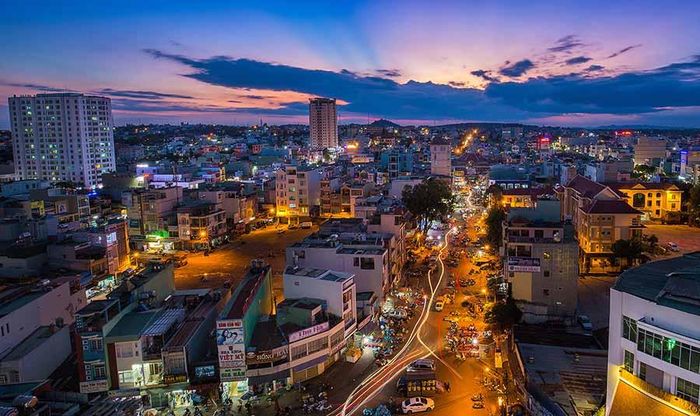 Một góc TP. Pleiku về đêm. Ảnh: Phan Nguyên