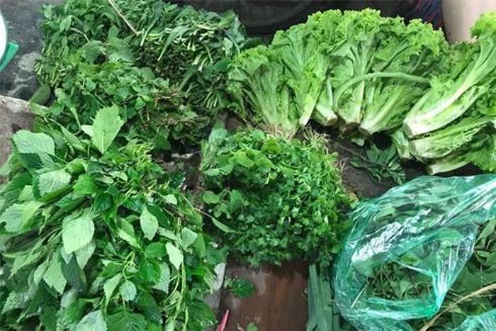 Rau củ tăng giá mạnh do bão