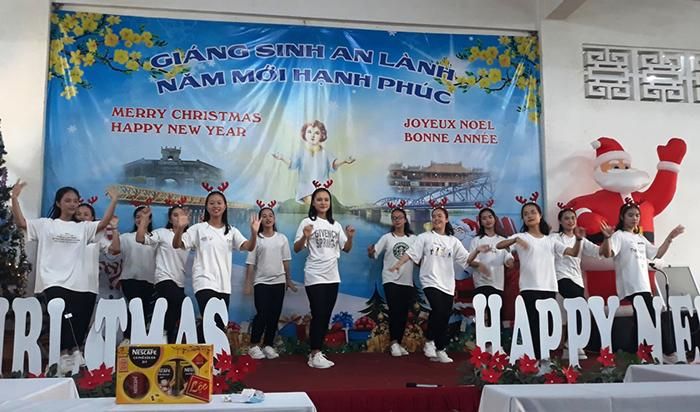Đón Giáng sinh 2019 tại Tòa Tổng Giám mục Giáo phận Huế (Ảnh: Công Hậu).