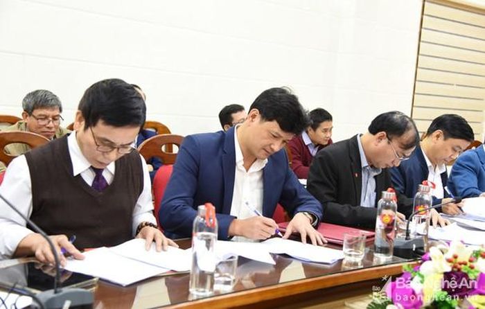 Cán bộ, công chức Ban Tổ chức Tỉnh ủy Nghệ An tham gia kỳ thi sát hạch. Ảnh tư liệu: Thu Giang
