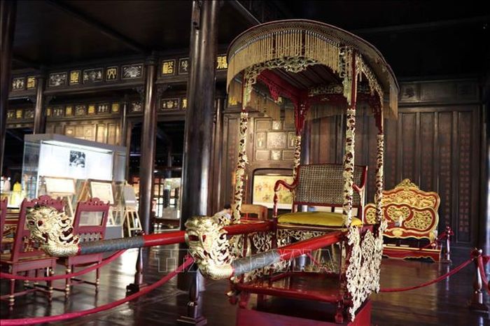 Kiệu rước thời Nguyễn.