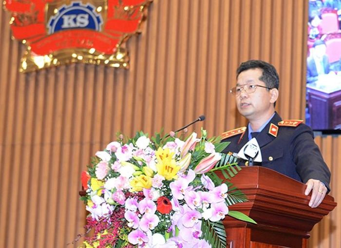 Phó Viện trưởng VKSNDTC Nguyễn Văn Quảng báo cáo công tác năm 2019