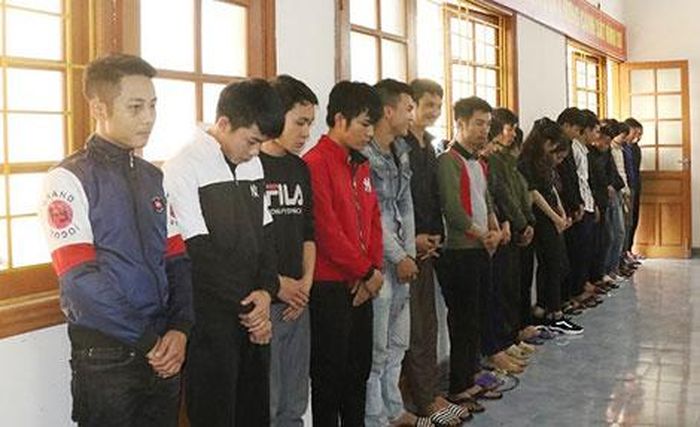 Các đối tượng lừa đảo qua hình thức thông báo trúng thưởng trên điện thoại đã bị bắt.