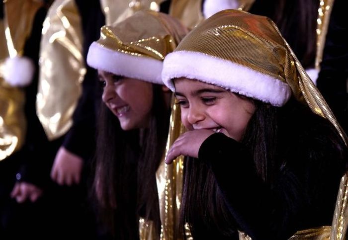 Trẻ em biểu diễn các tiết mục chào Năm Mới 2020 tại Damascus, Syria, ngày 30/12/2019