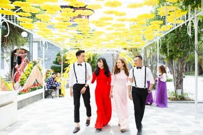 Trong đó, đại an là các giờ: Giờ Sửu (1h-3h) và Mùi (13h-15h). Khi xuất hành vào thời điểm này, mọi việc đều tốt lành. Cầu tài đi hướng chính Tây hoặc chính Nam. Nhà cửa yên lành. Người xuất hành đều bình yên.