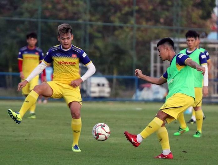  Chiều nay 3-1, thầy trò HLV Park Hang-seo sẽ có trận đá tập với U23 Bahrain. Cả hai đội đều muốn giữ bí mật chiến thuật nên sân đấu sẽ không có khán giả và phóng viên. 