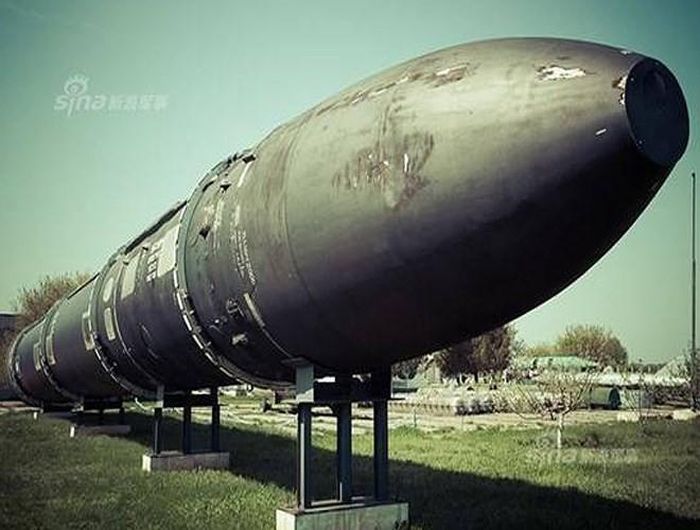  Chúng có thể bay xa tới 16.000km để tấn công bất cứ địa điểm nào trên hành tinh. Đây được coi là niềm tự hào của lực lượng hạt nhân Liên Xô và là nỗi khiếp sợ cho Mỹ và NATO. 