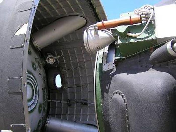  Tên lửa được R-36M2 phóng thử lần đầu vào tháng 2-1973 và được nhận vào biên chế ngày 30-12-1975. R-36M có tới 6 biến thể (từ Mod-1 tới Mod-5) với sự khác biệt chủ yếu ở trang bị đầu đạn chiến đấu. 