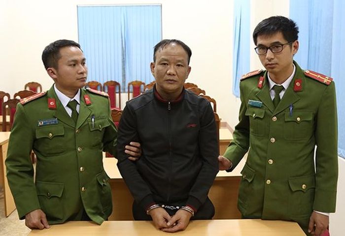 Cảnh sát bắt giữ đối tượng Nguyễn Thanh Bình.