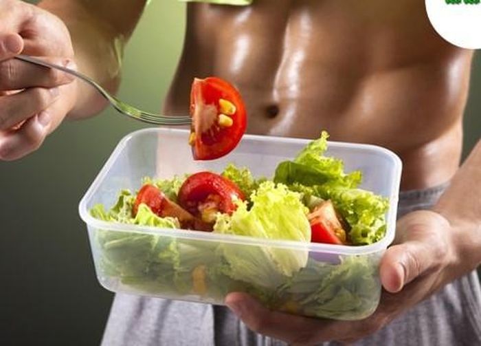 Buổi tối, con người ít vận động nên cần có chế độ ăn hợp lí, nhẹ nhàng để cơ thể có sức đề kháng tốt