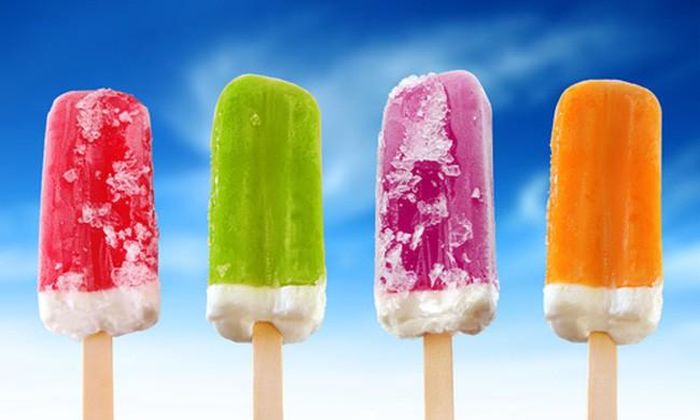 Hàm lượng cao của đường, chất béo và carbohydrate có trong kem lạnh sẽ kích thích não bộ gây khó ngủ. Ảnh minh họa: Internet