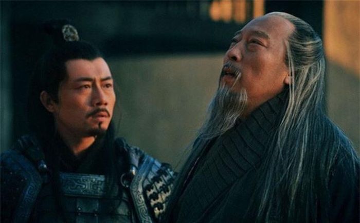  Thêm nữa, Tư Mã Ý chú trọng chuyện ăn uống điều độ, không ăn quá nhiều hay ít lui tới những buổi tiệc rượu. Nhờ vậy, ông có sức khỏe tốt. 
