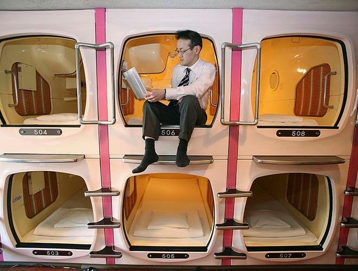  Các “ống nghỉ” được xếp chồng lên nhau, gói gọn các tiện ích trong một khoảng không gian và đặc biệt là mức giá tại khách sạn này cũng rất phải chăng 