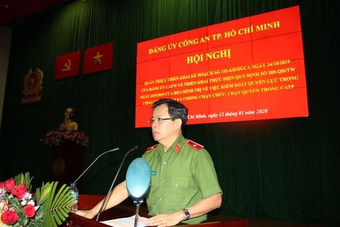 Thiếu tướng Trần Đức Tài quán triệt tại hội nghị