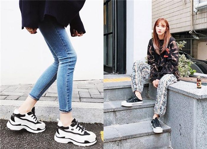 Mang đậm tinh thần unisex, sneakers cổ thấp phù hợp cho cả nam lẫn nữ ở mọi độ tuổi. Đây là mẫu giày không bao giờ lỗi mốt, trái lại còn ngày càng độc đáo và sáng tạo với sự đa dạng về màu sắc, họa tiết thân giày, hình dáng đế giày... Ảnh: clubfactory, @daraxxi.