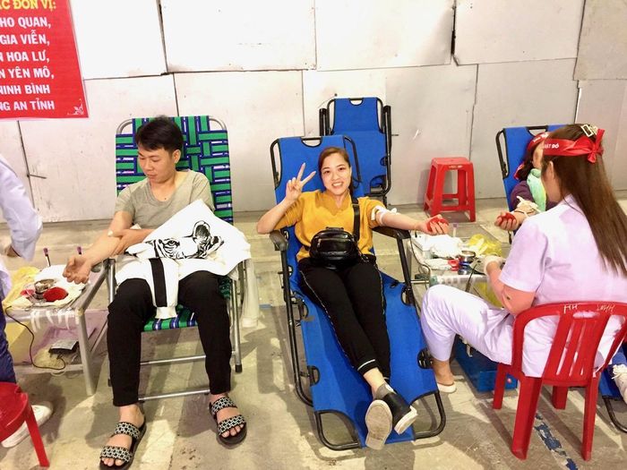 Hiến máu có gì đáng sợ đâu nhỉ, tươi không cần tưới nhé