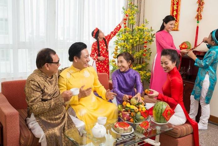 Tết là dịp để cả gia đình dành cho nhau lời chúc tốt đẹp.