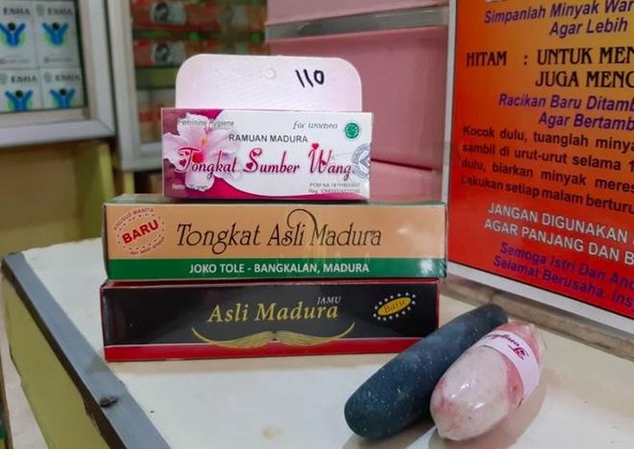 Các loại thuốc se khít vùng kín được nhiều chị em Indonesia ưa chuộng. Ảnh: SCMP.